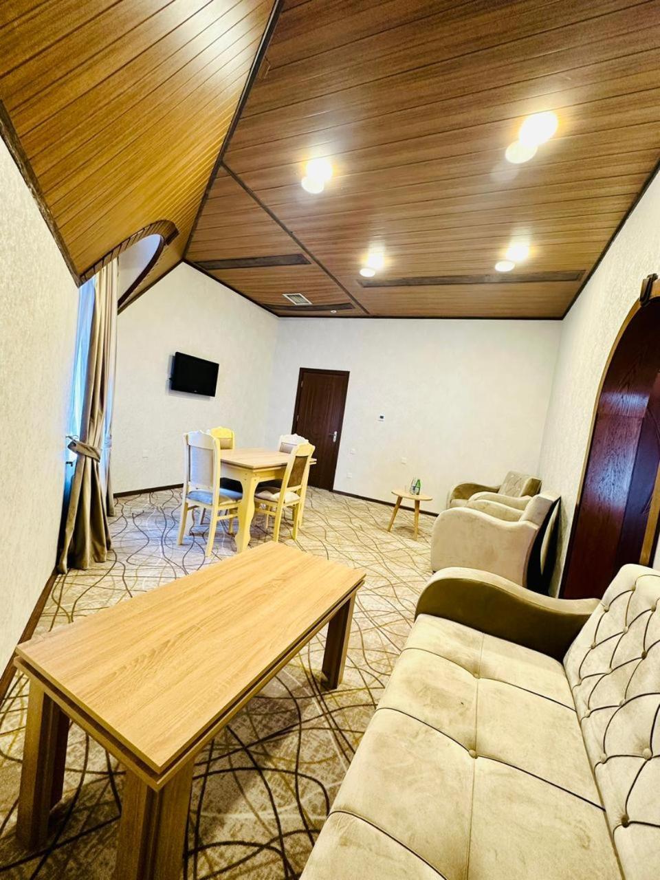 Cinema Boutique Hotel Gandzsa Kültér fotó